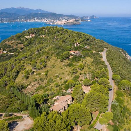 Case Danesi Rio nell'Elba Luaran gambar